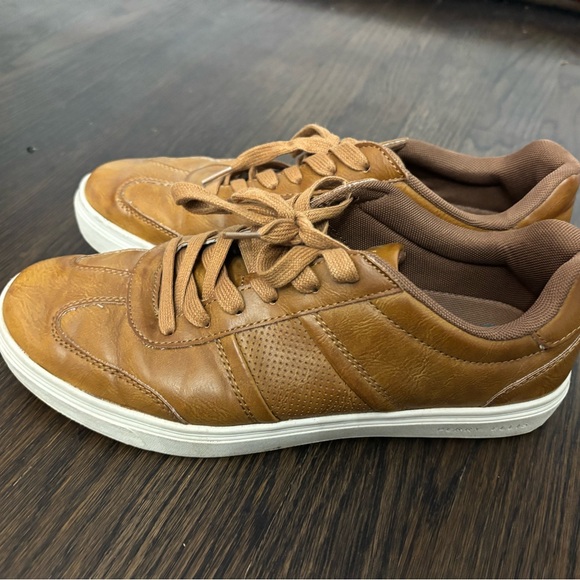 Perry Ellis Tan Leather Men's Sneakers - Picture 3 of 8